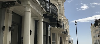 Kempfield House Hotel