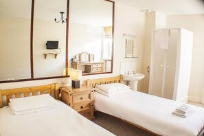 In-room safe, free WiFi, bed sheets