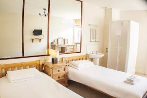 In-room safe, free WiFi, bed sheets