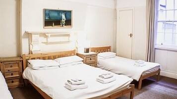 In-room safe, free WiFi, bed sheets
