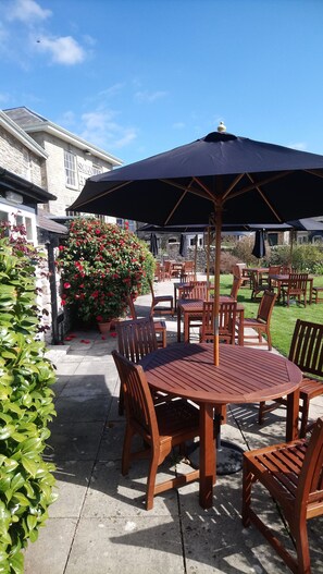 Property grounds - The Swan at Hay Hotel (Hereford)