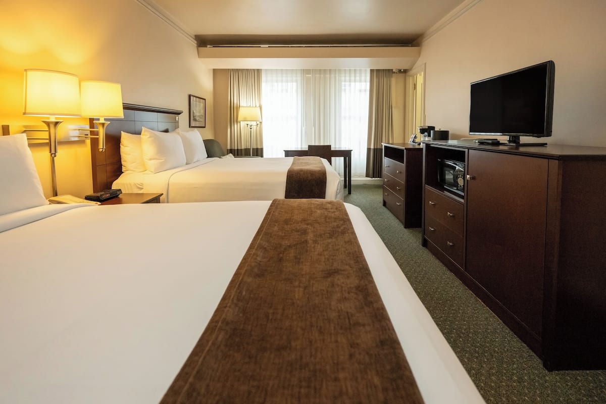 Standard Room, 2 Double Beds (Traditional Twins) (No AirConditioning) | Hypo-allergenic bedding, individually decorated, individually furnished