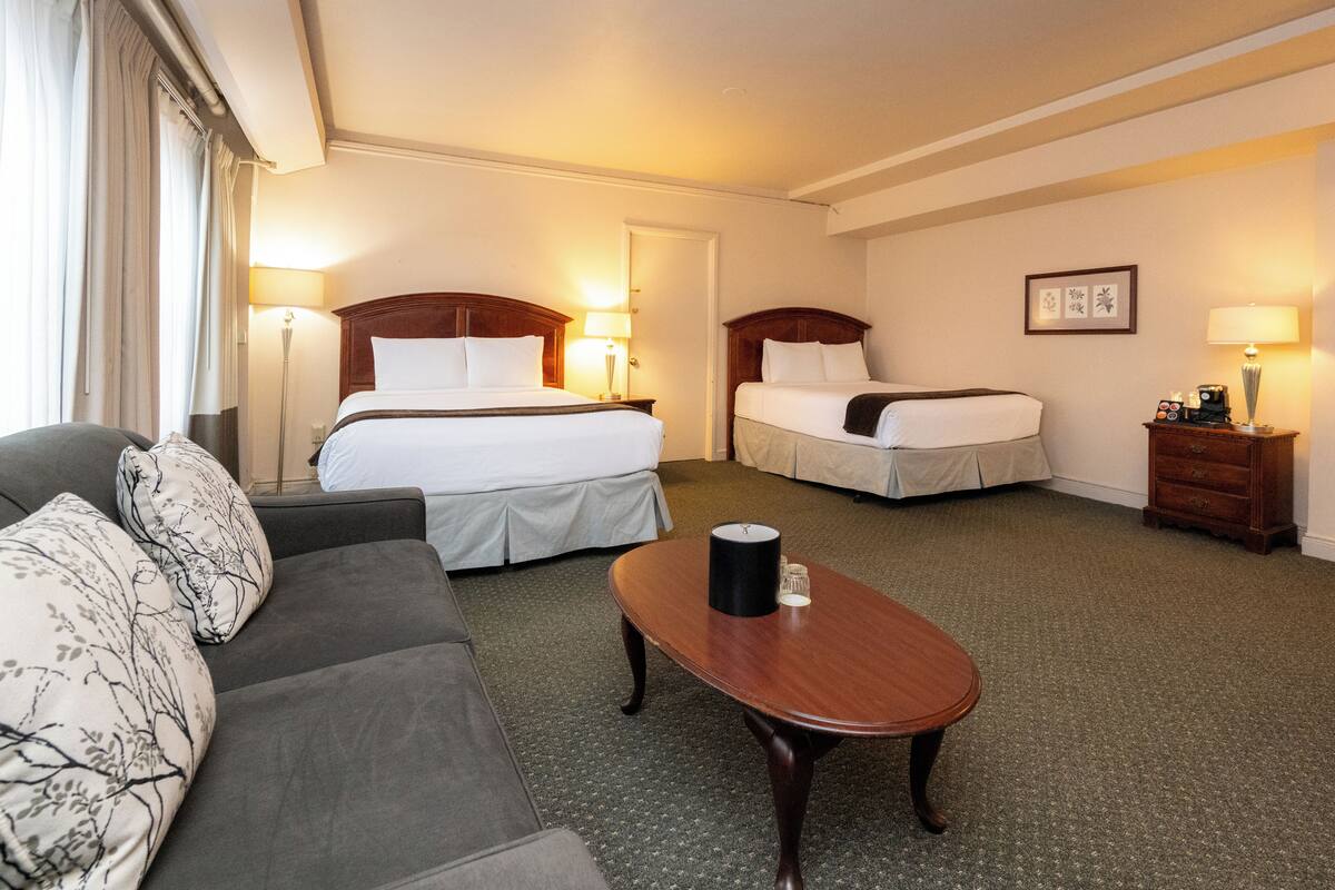 Standard Suite, 2 Queen Beds (Double Queen Junior Suite) | Hypo-allergenic bedding available, iron/ironing board, WiFi (free)