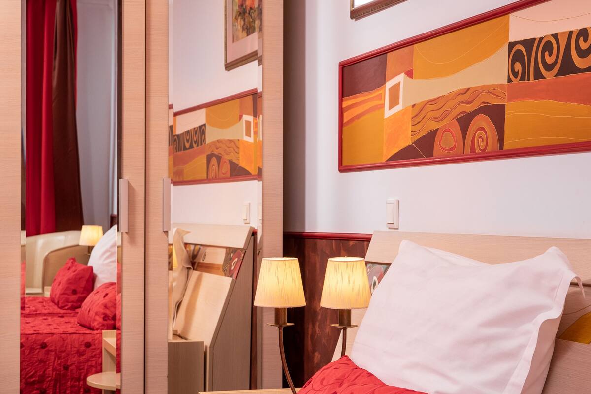 superior double room, balcony | egyptian cotton sheets, in-room safe, individually decorated