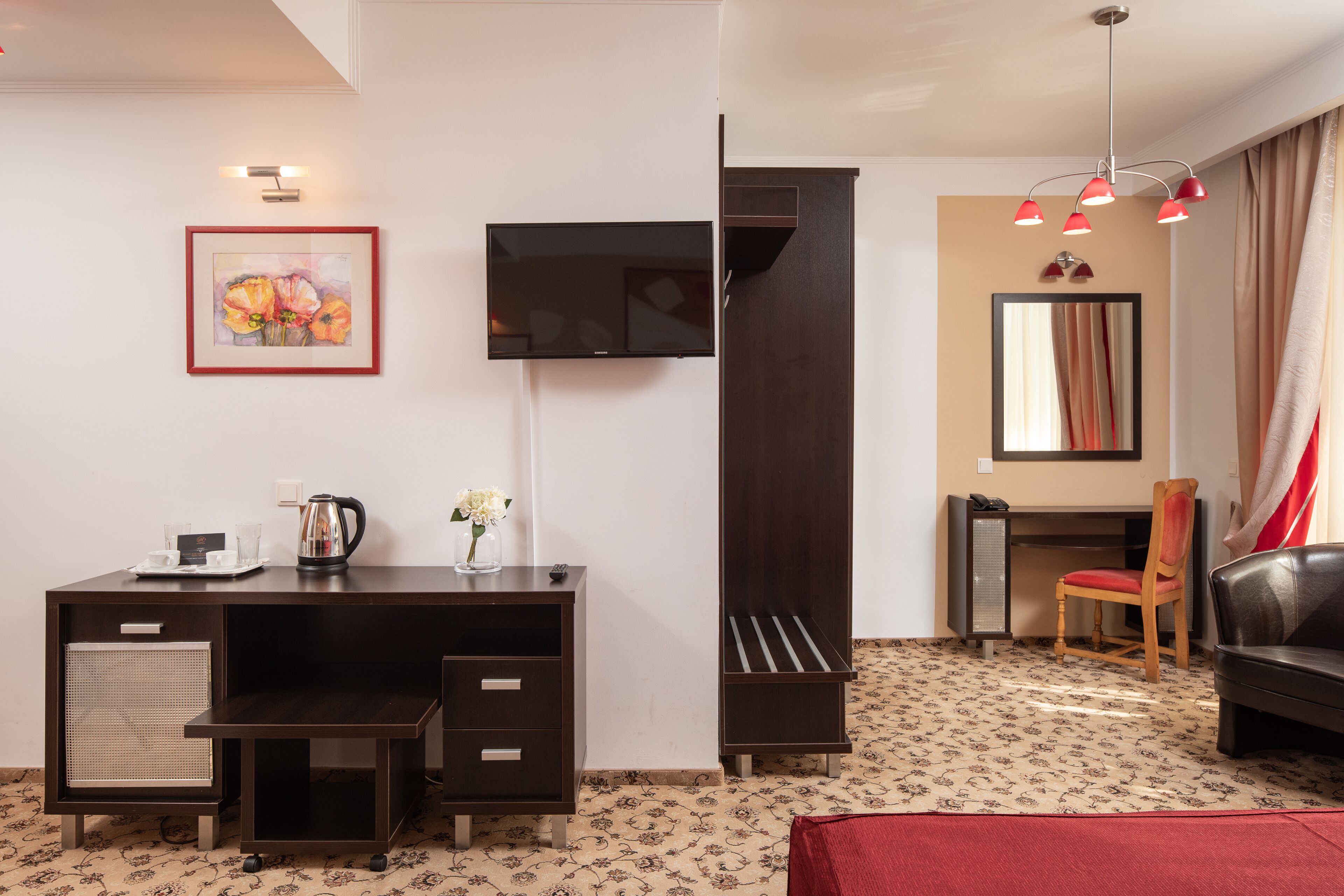 executive room, balcony | egyptian cotton sheets, in-room safe, individually decorated