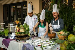 Food and drink - Angkor Miracle Resort & Spa (Siem Reap)