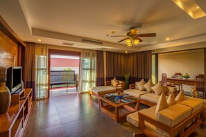 تلفزيون إل إي دي بحجم 32-بوصة يعرض قنوات تلفزيونية باشتراك مدفوع