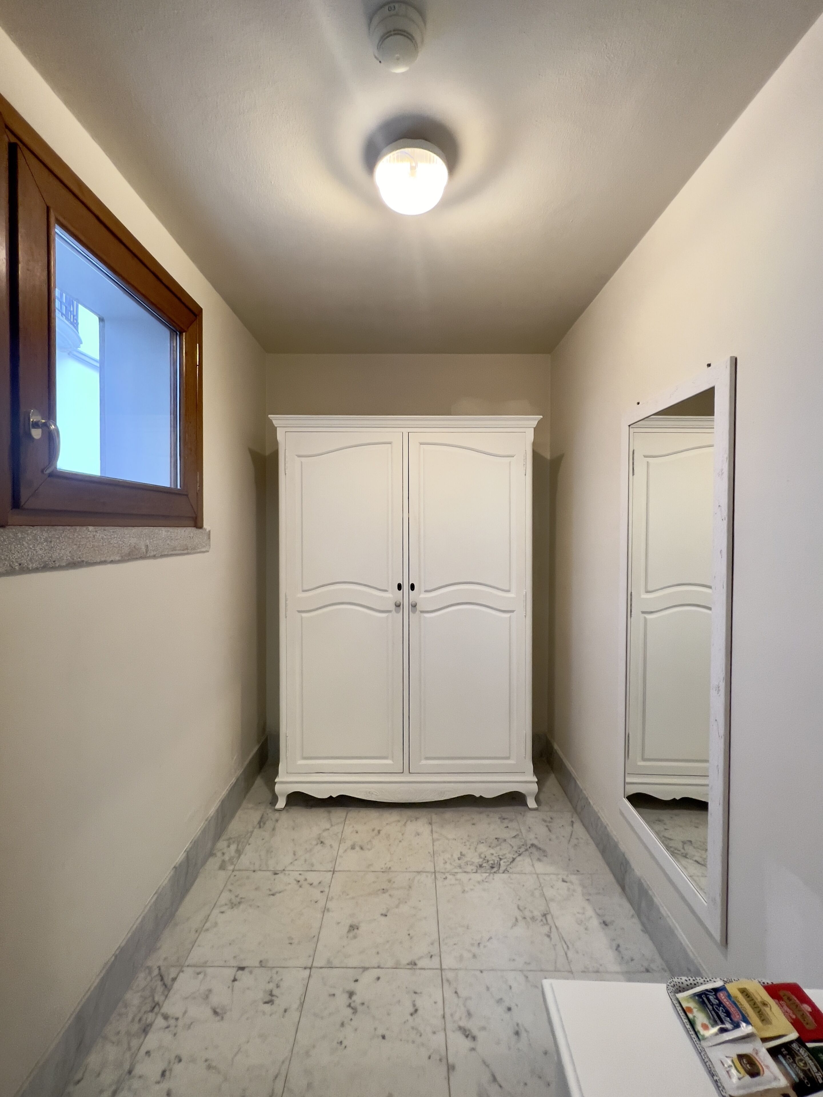 family room | 1 bedroom, premium bedding, minibar, in-room safe