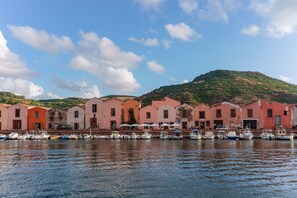 Vue sur la ville depuis lâhĂ©bergement