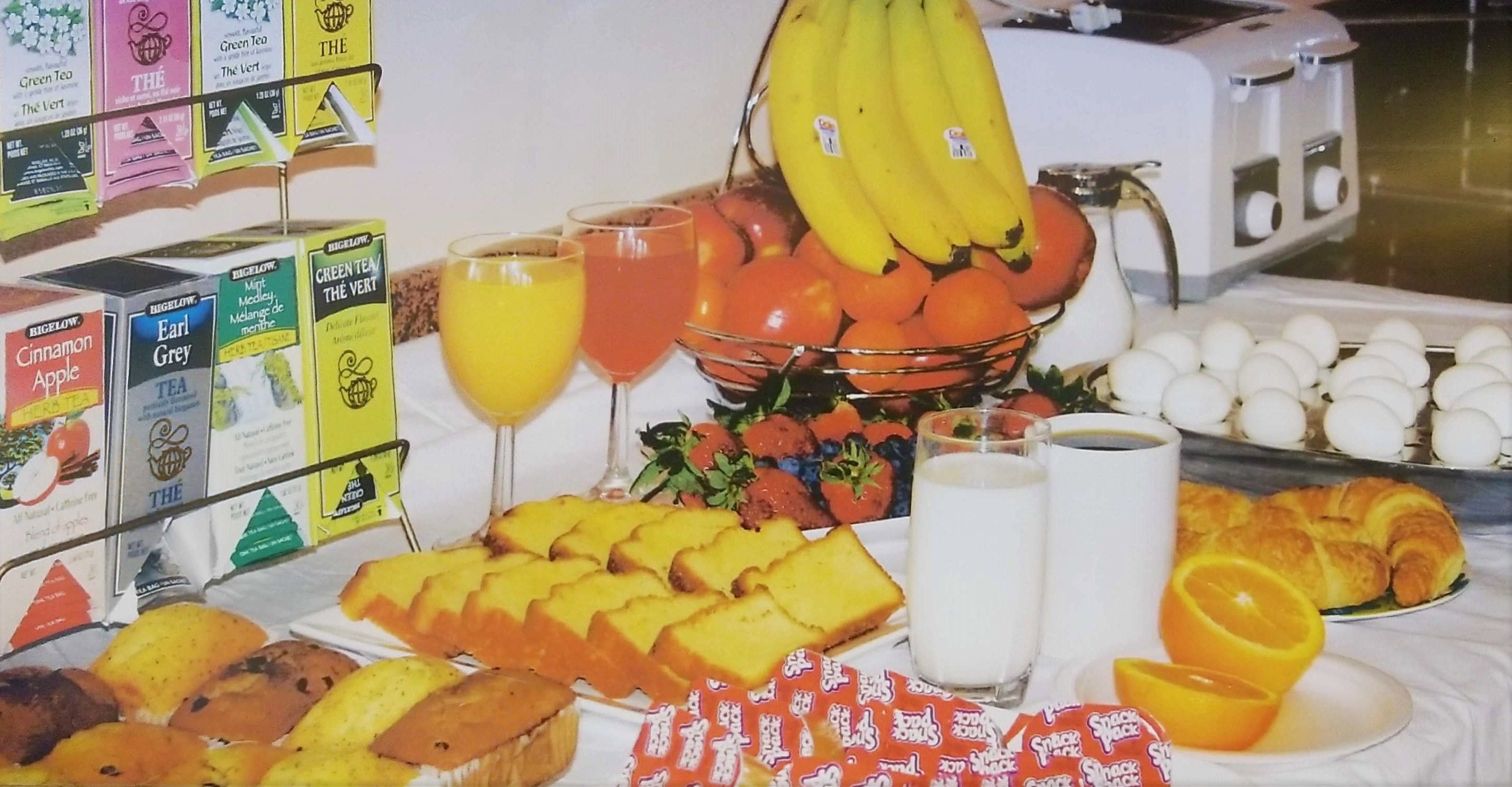 free daily continental breakfast