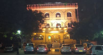 Hotel Taj Plaza