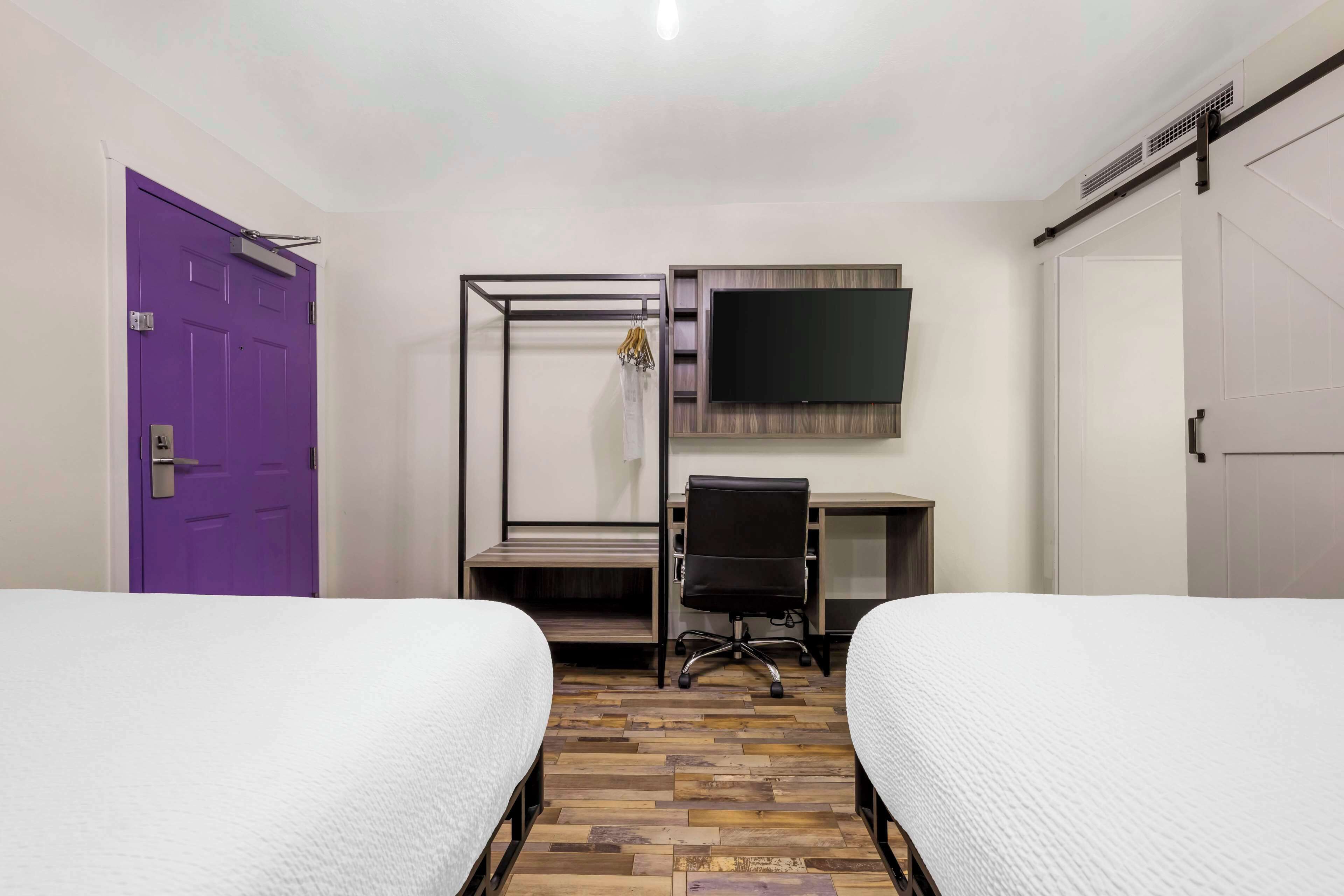 egyptian cotton sheets, premium bedding, pillow-top beds