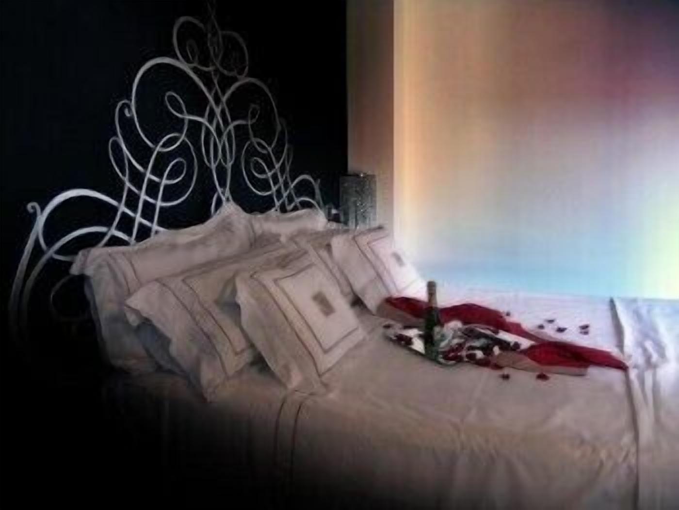 Minibar, coffres-forts dans les chambres, bureau, chambres insonorisées