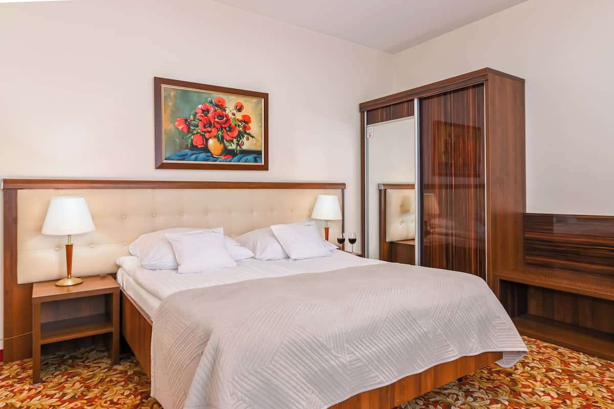 In-room business centre