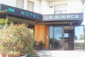Fachada del alojamiento