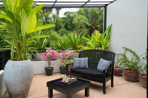 Terrace Room | Terrasse/Patio