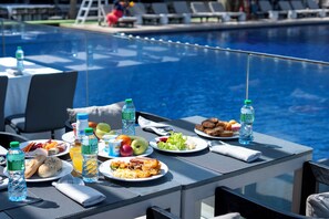 Daily buffet breakfast for a fee - Noom Hotel Dakar Sea Plaza, a member of Radisson Individuals (Dakar)