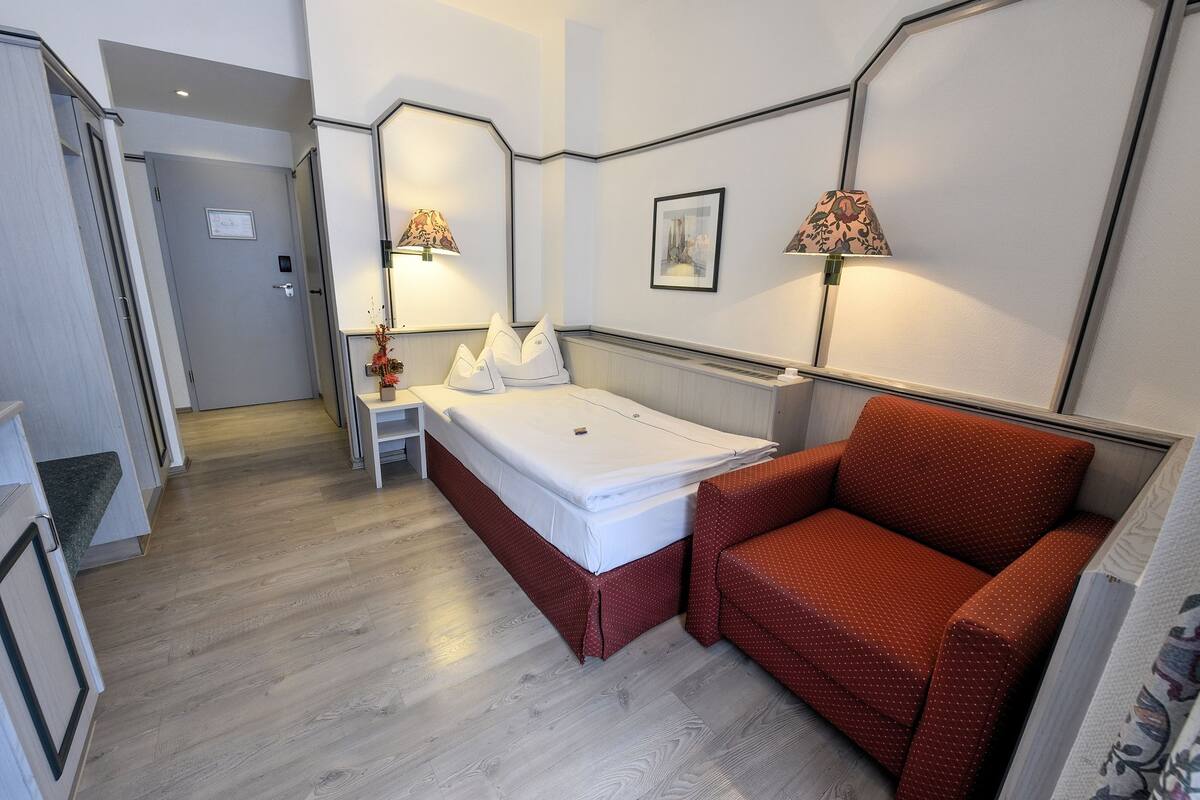 Single Room