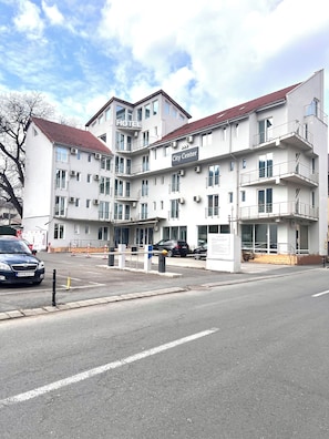 Front of property - City Center Hotel Brasov (Brasov)