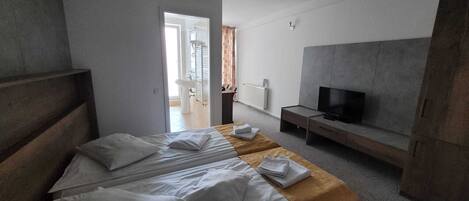 Minibar, in-room safe, desk, soundproofing