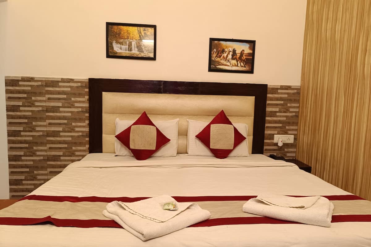 Standard Room (Non AC) | Premium bedding, in-room safe, free WiFi