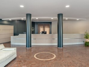 Lobby - B&B Hotel Settimo Torinese (Settimo Torinese)