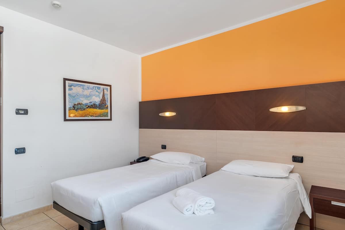 Standard Twin Room, Non Smoking