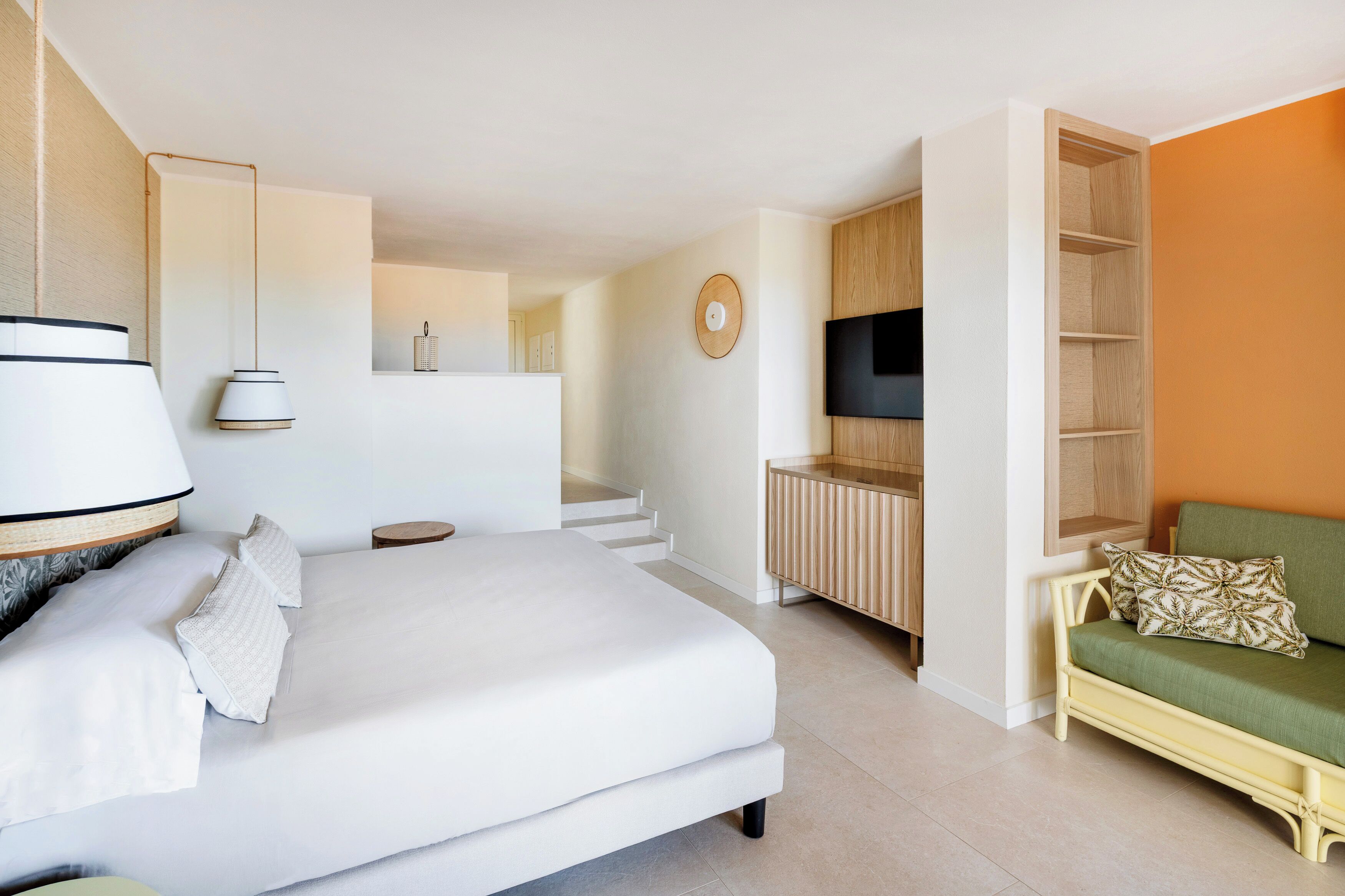 Minibar, in-room safe, cots/infant beds, bed sheets