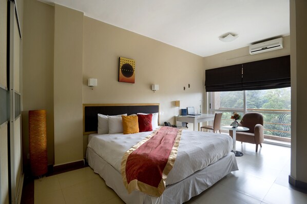 Coffre-fort pour ordinateur portable, bureau, fer et planche à repasser