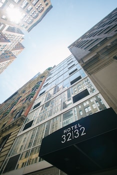 Full Studio with Balcony | Minibar, in-room safe, desk, soundproofing at Hotel 32 32