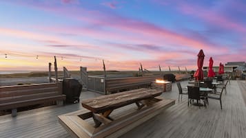 Beach/ocean view