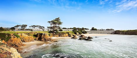 King Bed with Ocean View | Beach/ocean view