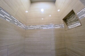 Douche de la salle de bain