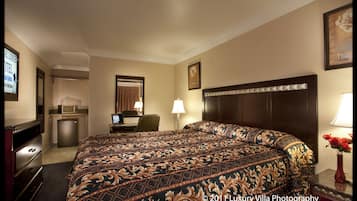 Standard Room, 1 Katil Raja (King) | Dapur kecil peribadi | Peti sejuk, ketuhar gelombang mikro, pembancuh kopi/teh