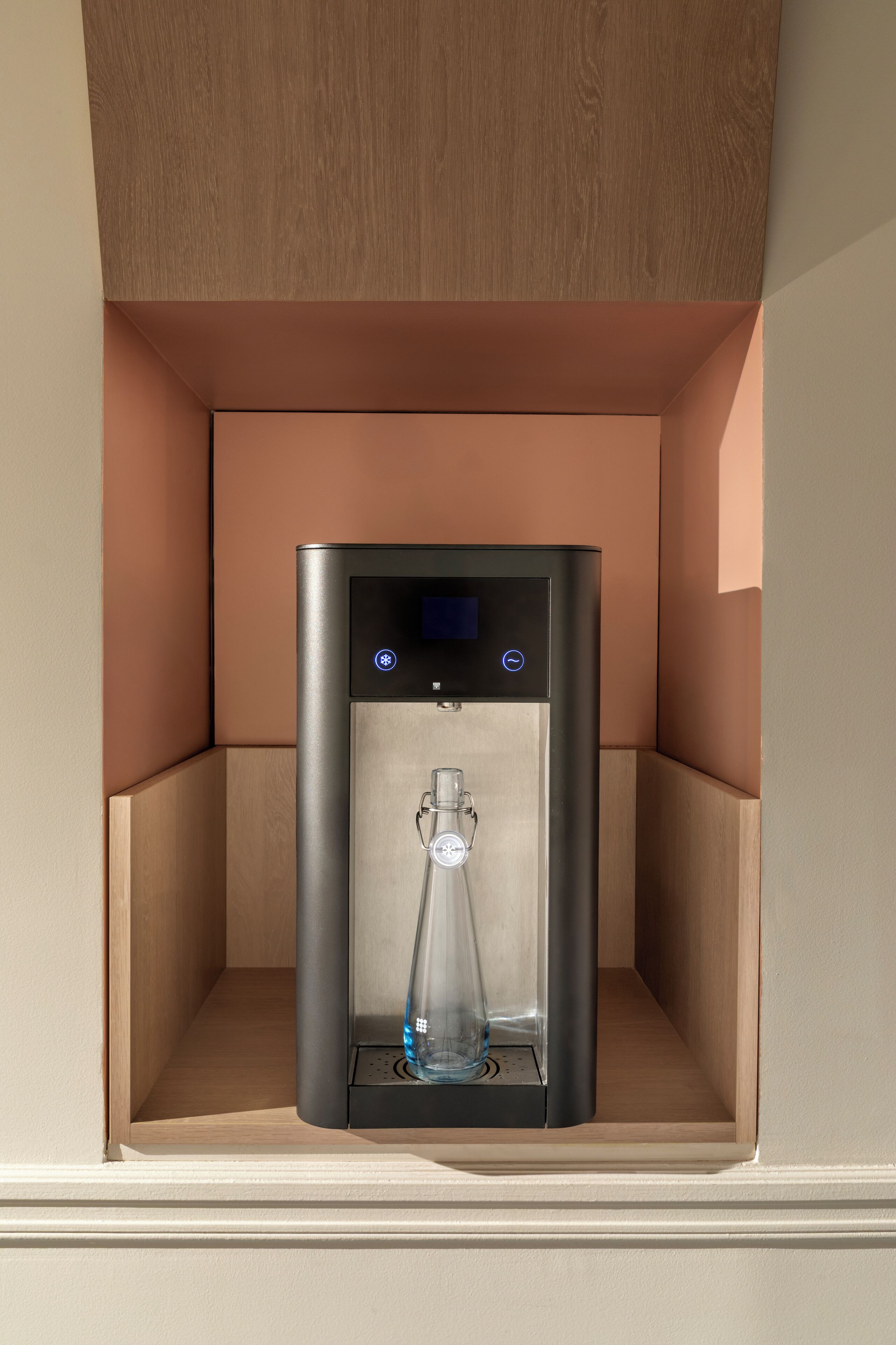 minibar, in-room safe, desk, laptop workspace