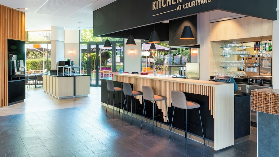 Courtyard by Marriott Paris Saint Denis