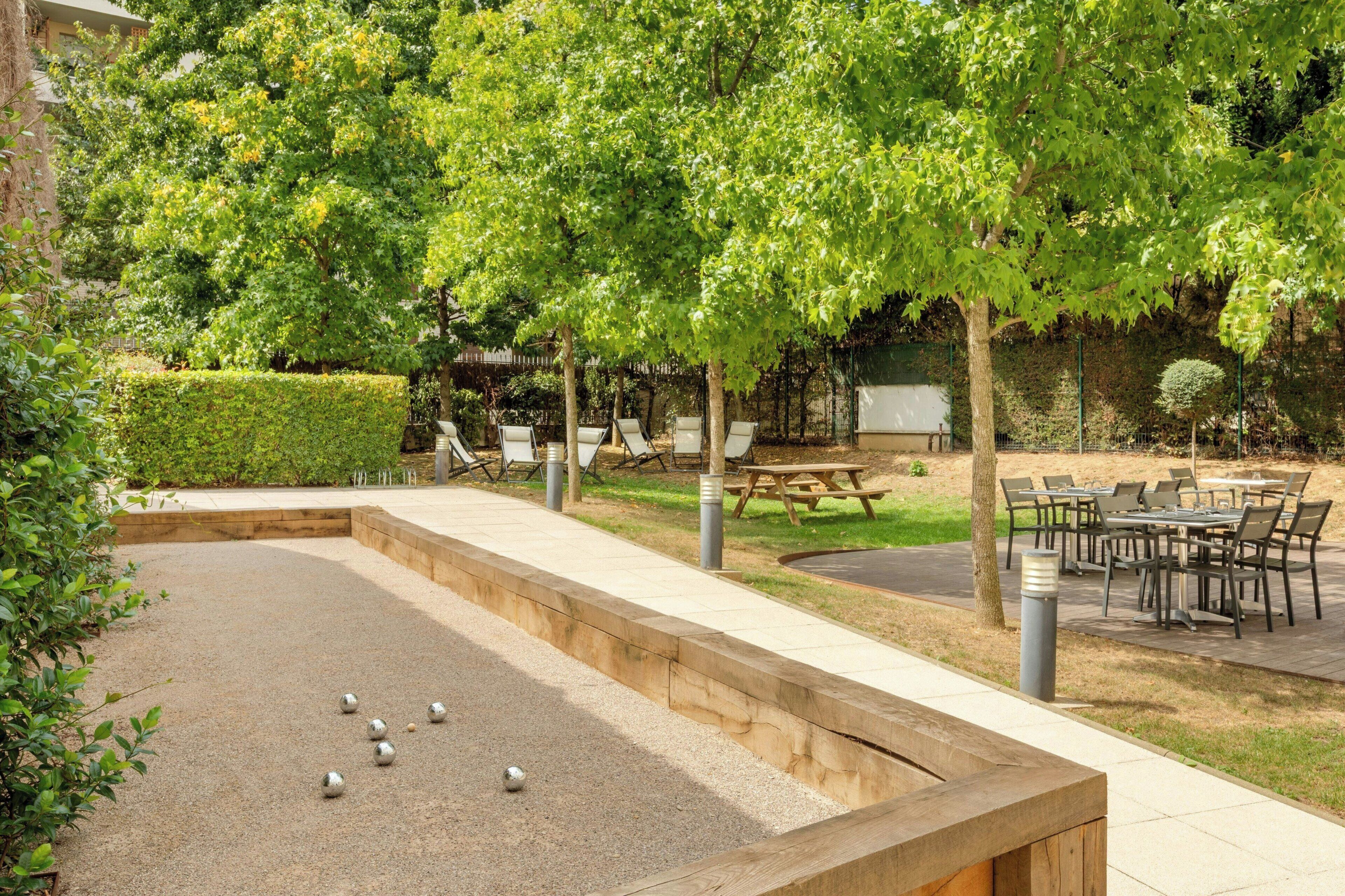 Photo - Courtyard by Marriott Paris Saint Denis