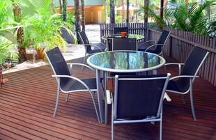 Tabla de planchar con plancha, cunas gratuitas y wifi gratis 