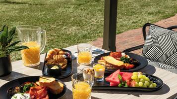 Breakfast buffet