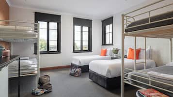 Family Room | Iron/ironing board, bed sheets