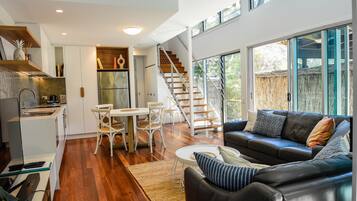 Ferienhaus, am Strand | Eigene Küche | Großer Kühlschrank, Mikrowelle, Geschirrspüler