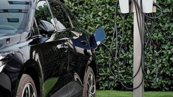Borne de recharge pour véhicule électrique