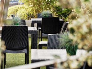 Exterior - Holiday Inn Express Milan - Malpensa Airport by IHG (Somma Lombardo)