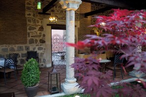 Terrace/patio - Hotel Las Cancelas (Ávila)