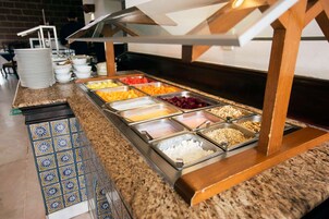 Desayuno buffet incluido todos los días 
