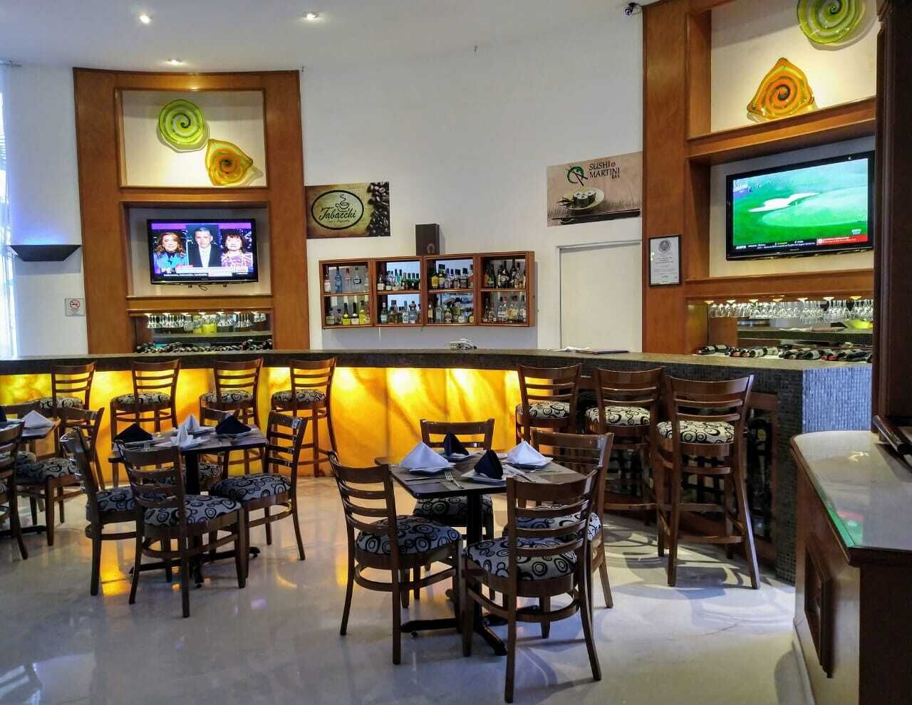 Bar (in der Unterkunft)