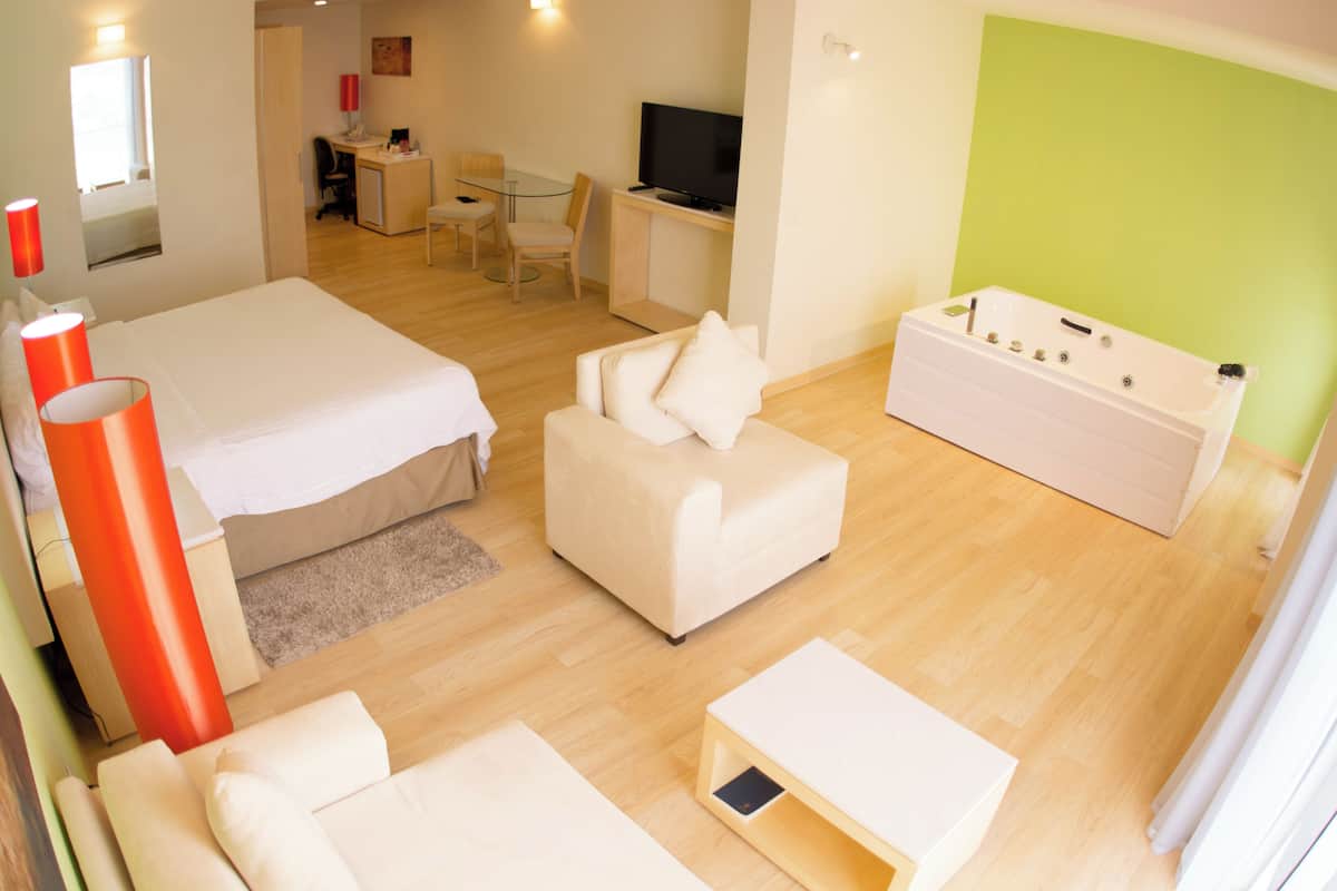 Ropa de cama hipoalergénica y minibar