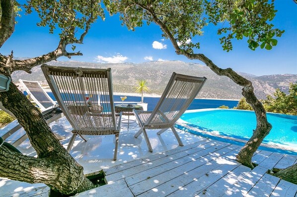 2 outdoor pools, open 10:00 AM to 8:00 PM, pool umbrellas, sun loungers - Club Capa Hotel (Kas)