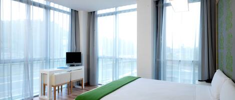 Minibar, in-room safe, desk, blackout drapes