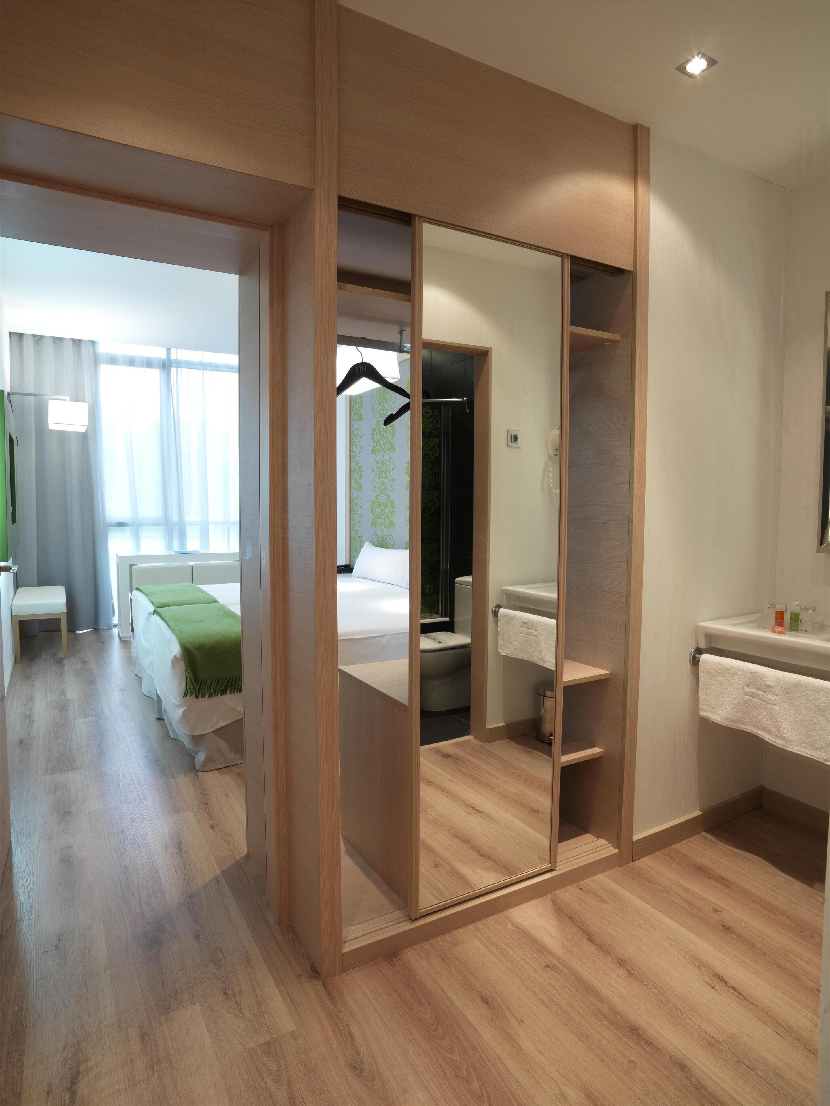 Minibar, in-room safe, desk, blackout drapes